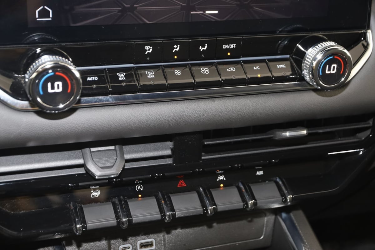 2023 Gmc Canyon Elevation photo 29