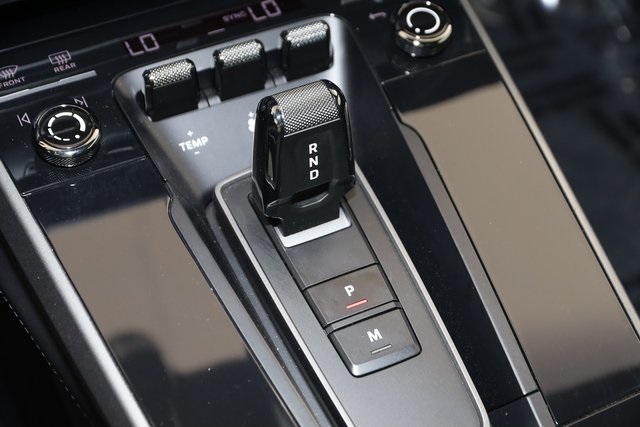 2024 Porsche 911 4S Black Edition photo 6