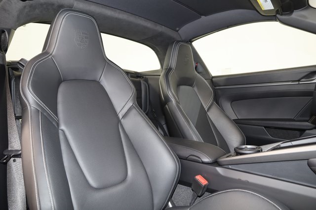 2024 Porsche 911 4S Black Edition photo 16