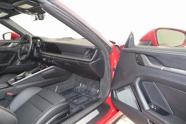 2024 Porsche 911 4S Black Edition photo 22