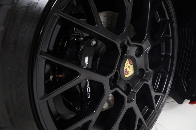 2024 Porsche 911 4S Black Edition photo 27