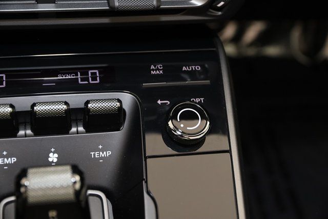 2024 Porsche 911 - Photo 12