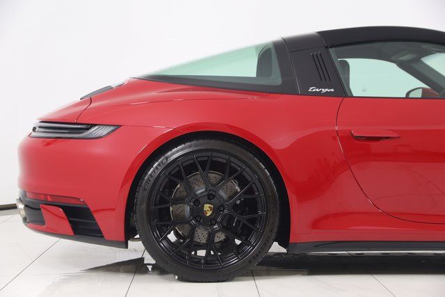 2024 Porsche 911 - Photo 39