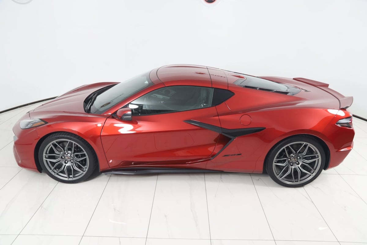 2023 Chevrolet Corvette Z06 3LZ photo 32