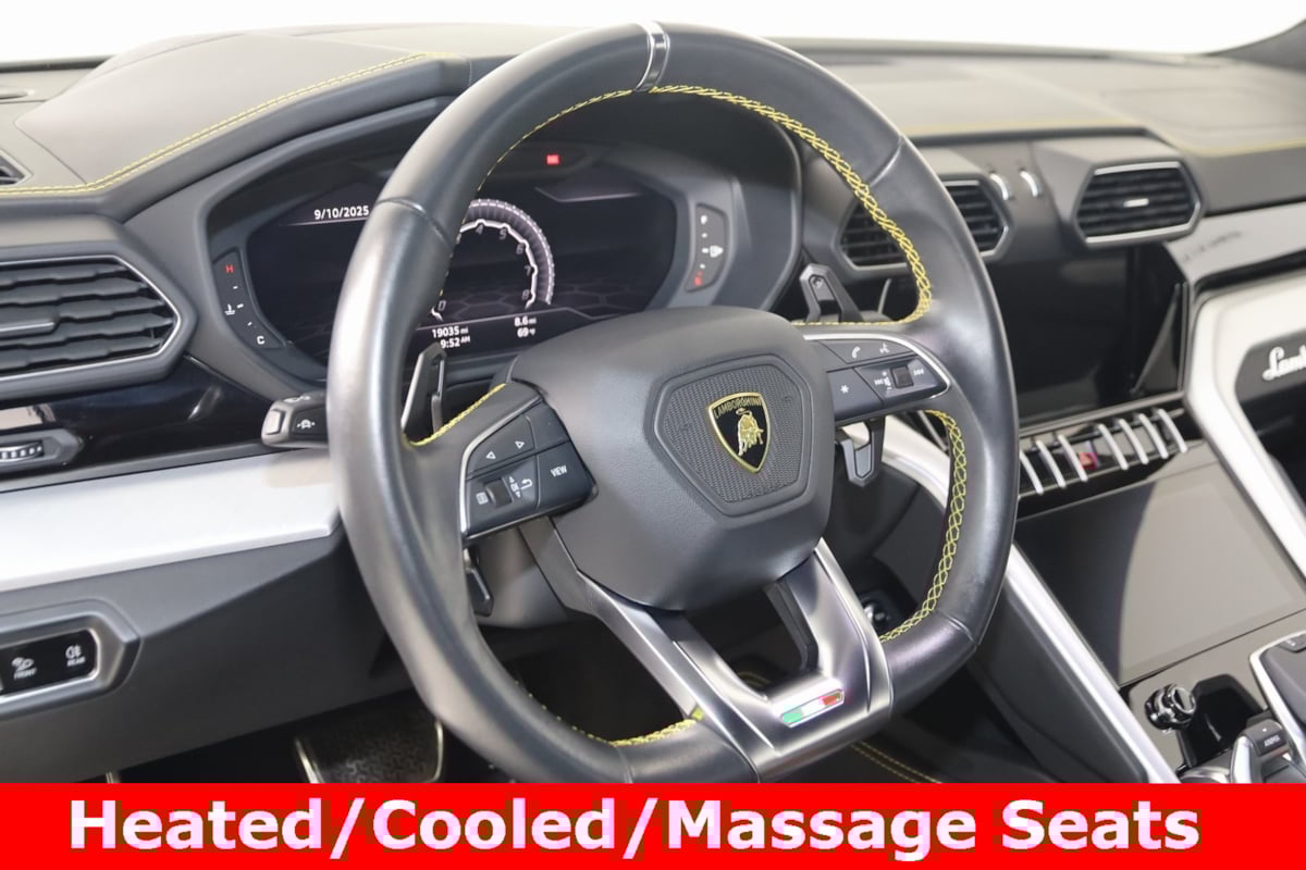 2021 Lamborghini Urus Base photo 4