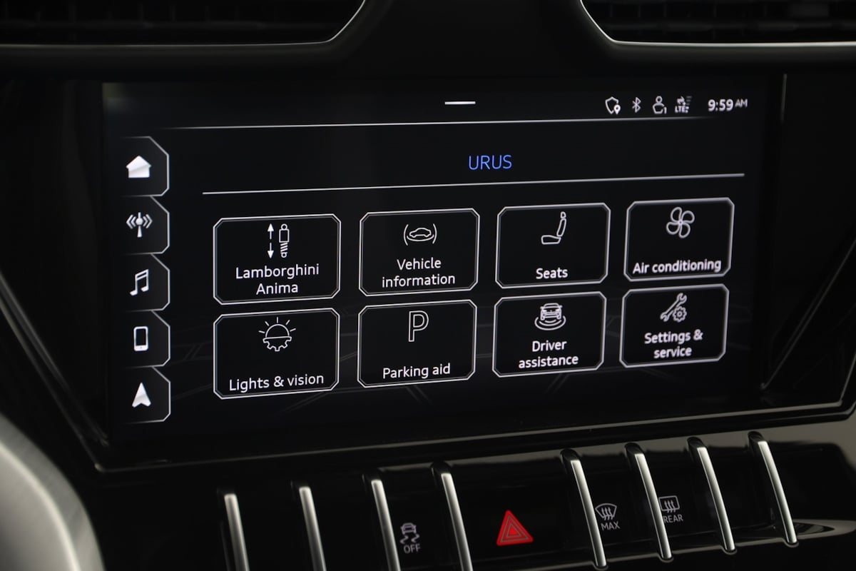 2021 Lamborghini Urus Base photo 51