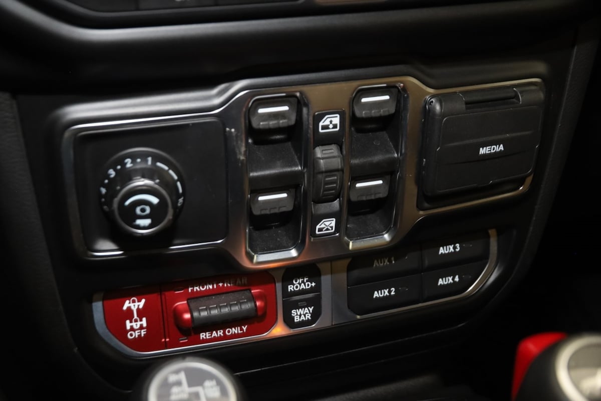 2022 Jeep Gladiator Rubicon photo 15