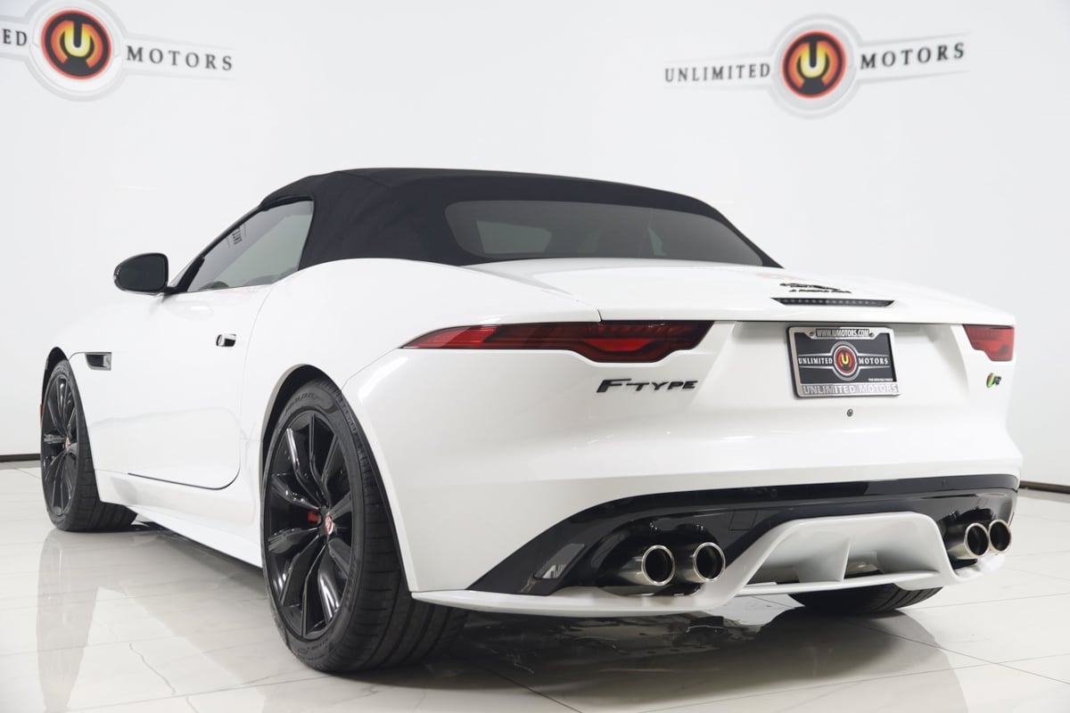 2022 Jaguar F-TYPE R photo 4
