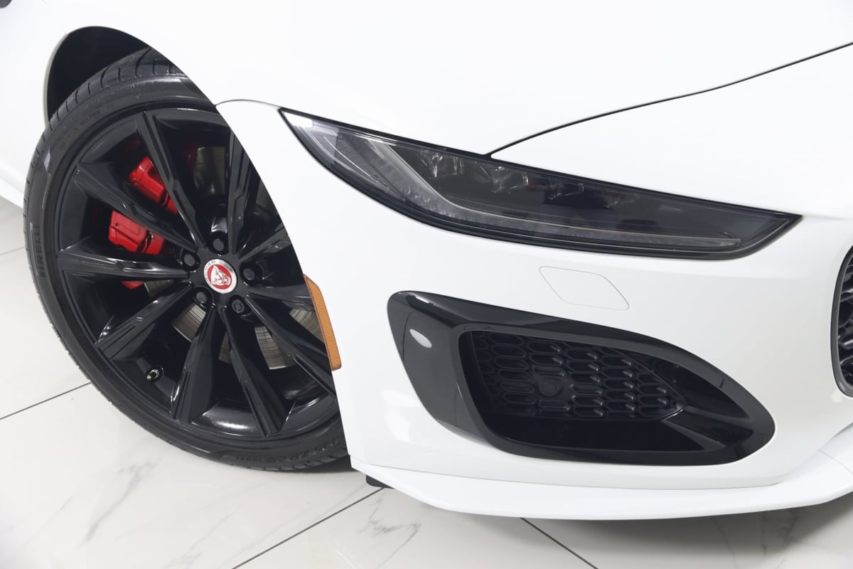 2022 Jaguar F-TYPE R photo 20
