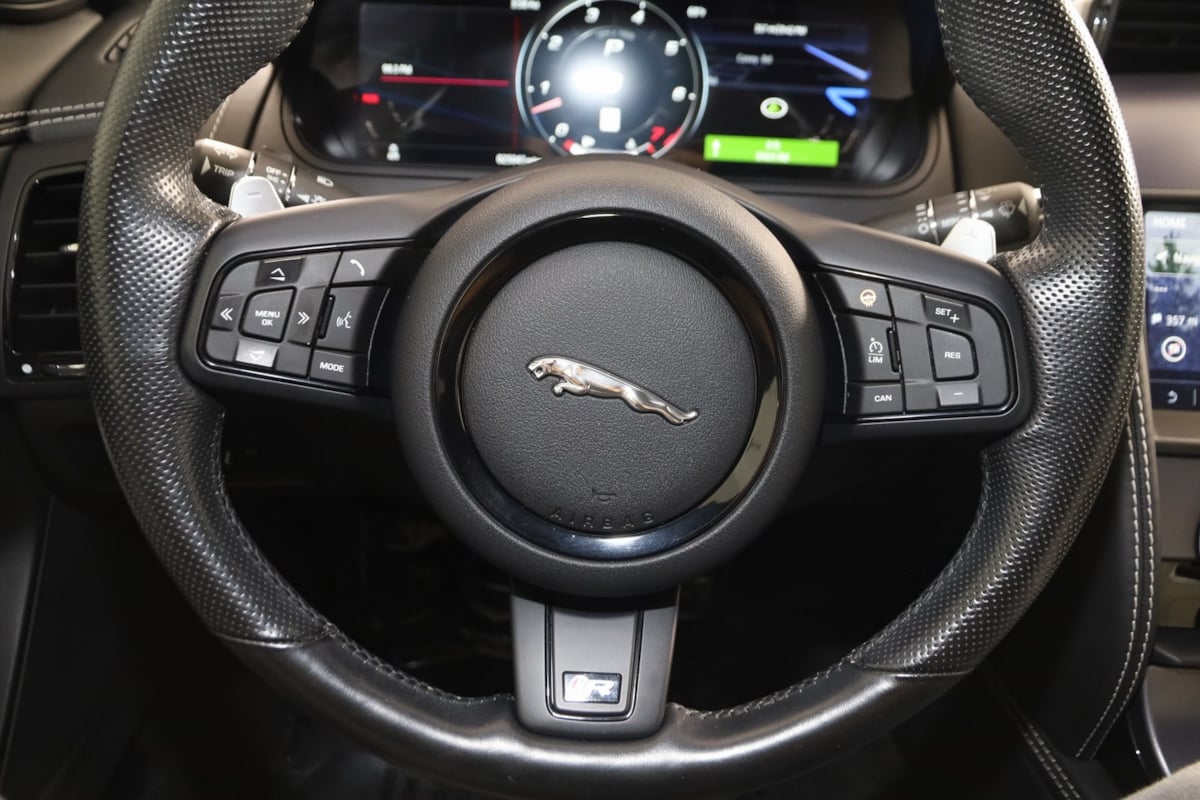 2022 Jaguar F-TYPE R photo 53