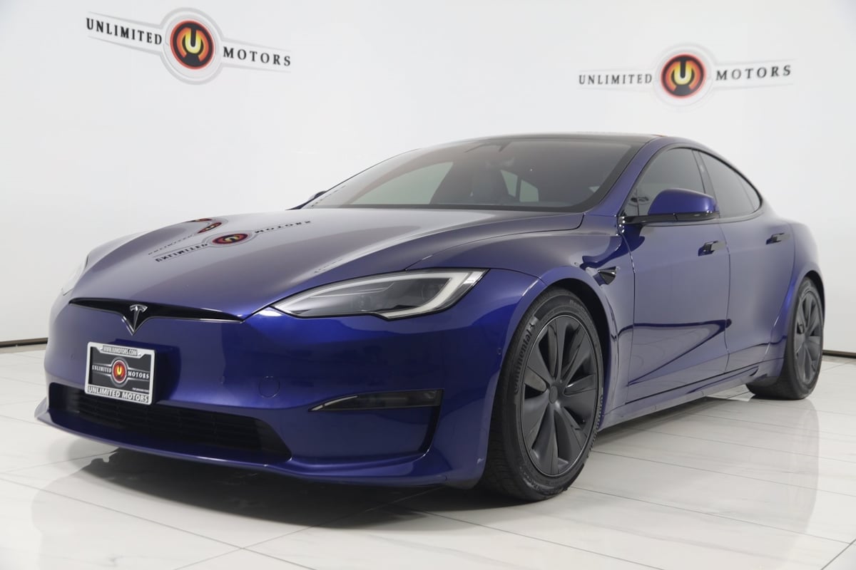 2023 Tesla Model S Plaid photo 3