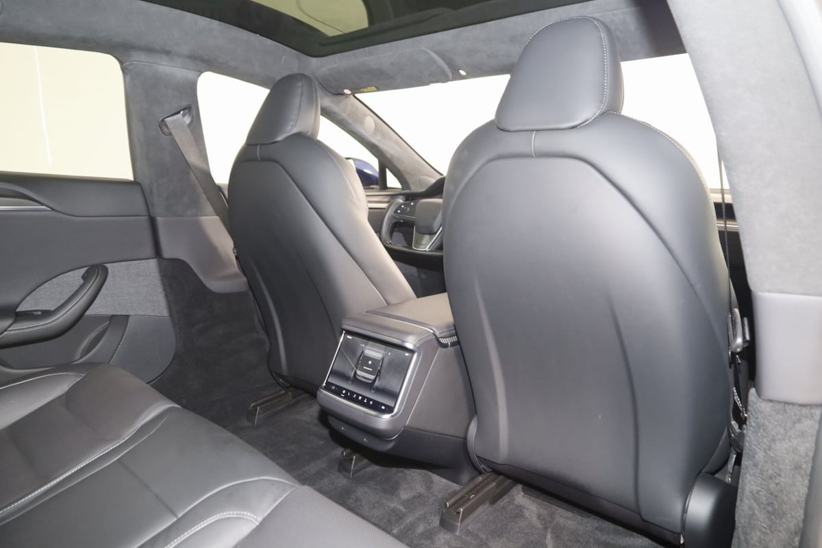2023 Tesla Model S Plaid photo 15