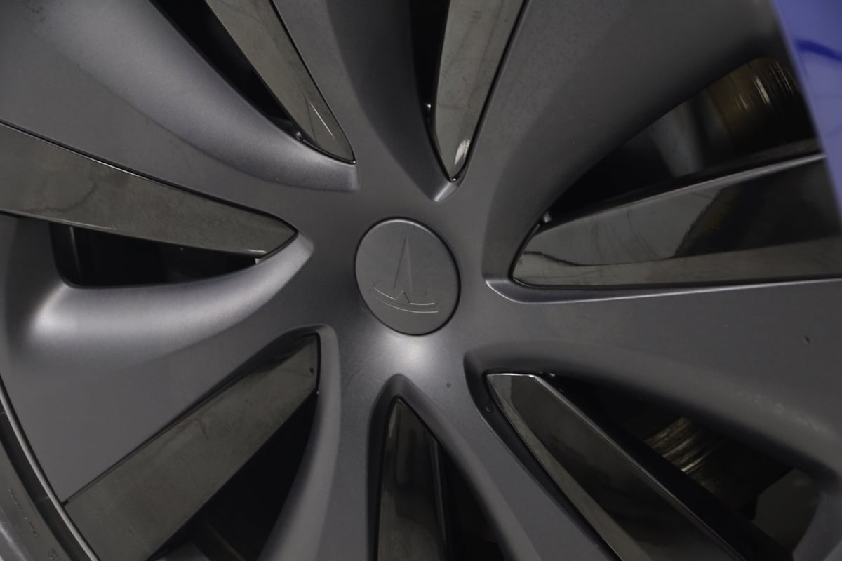 2023 Tesla Model S Plaid photo 17