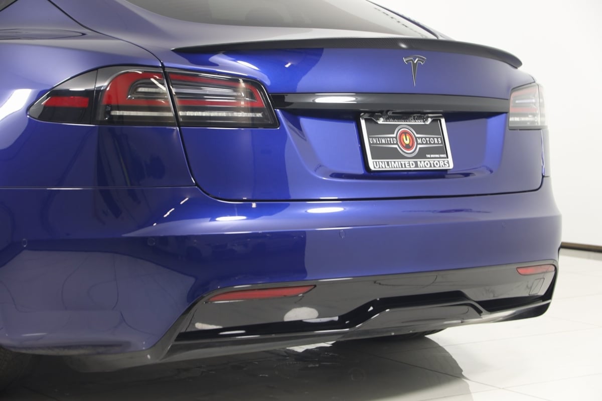 2023 Tesla Model S Plaid photo 25