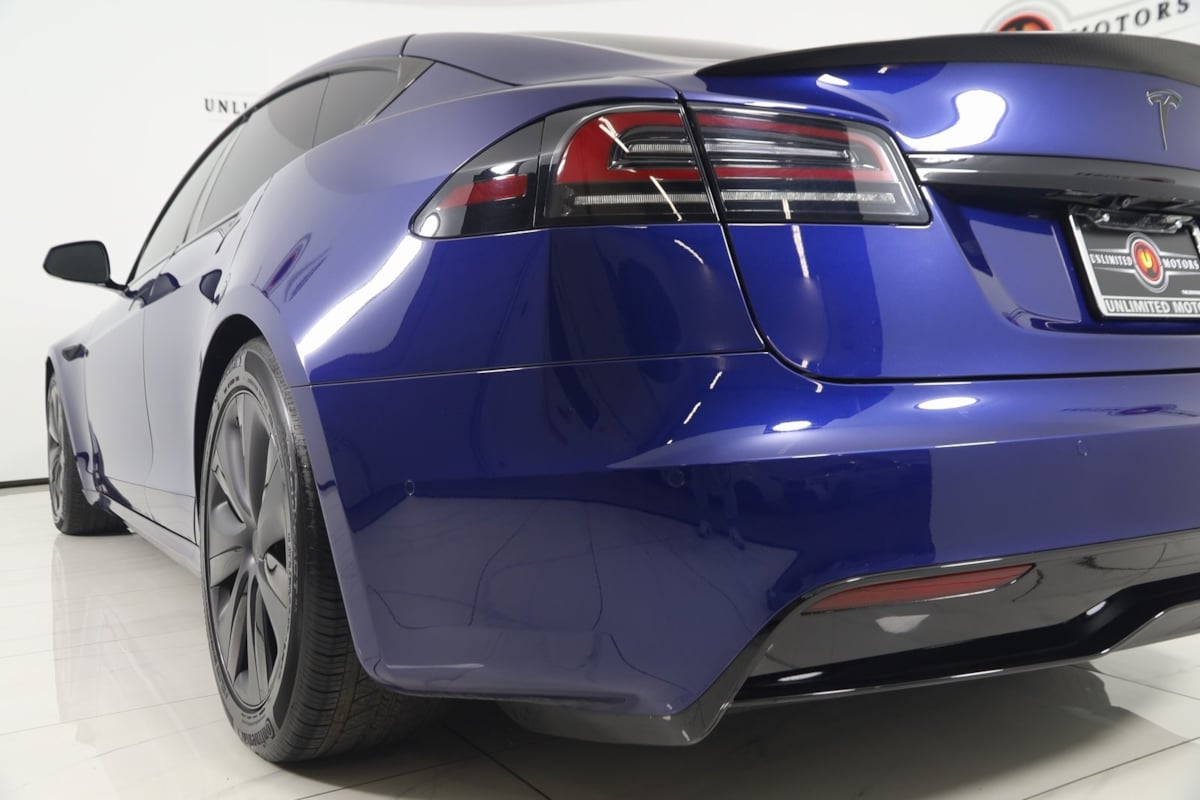 2023 Tesla Model S Plaid photo 28