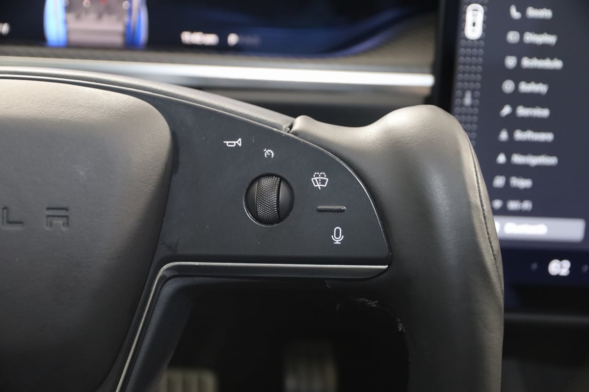 2023 Tesla Model S Plaid photo 42