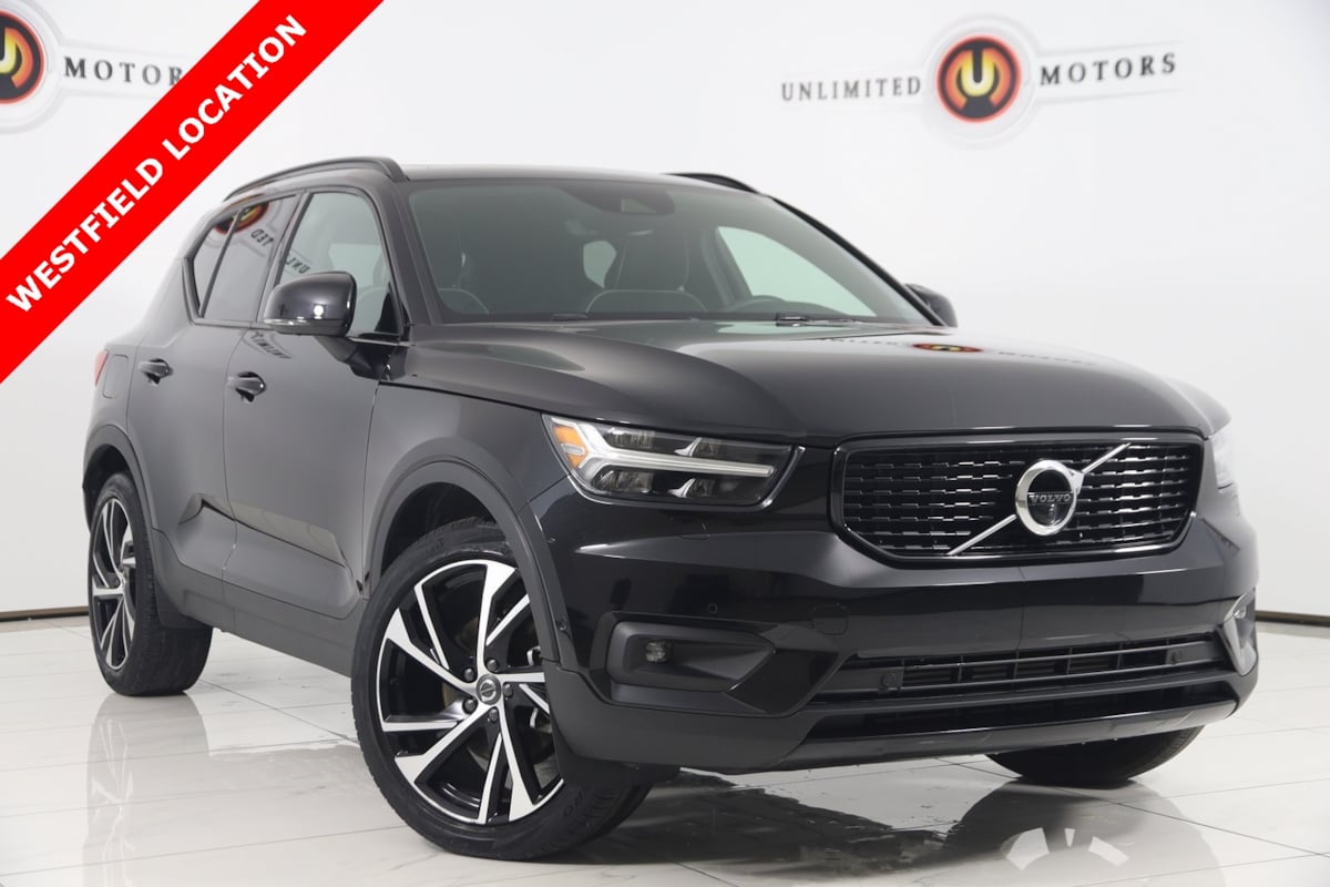 2022 Volvo XC40