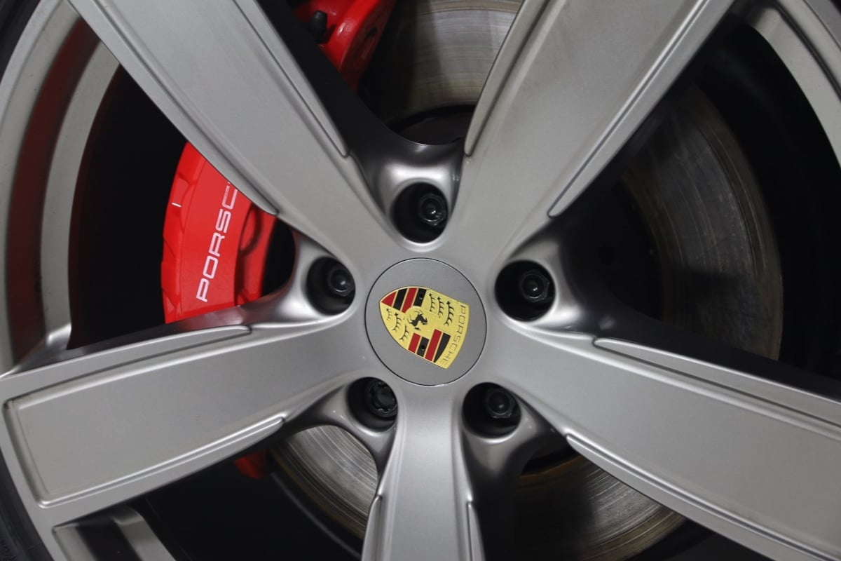 2022 Porsche Cayenne GTS Coupe photo 15