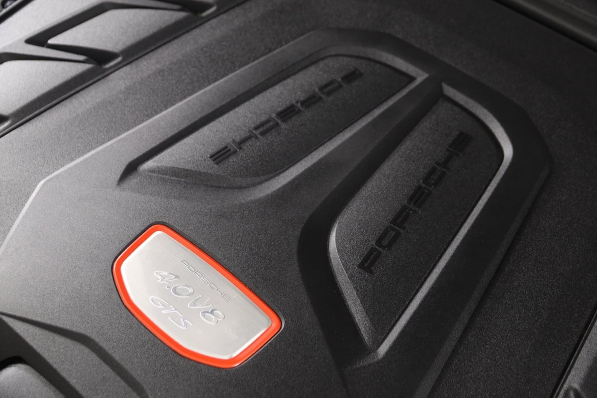 2022 Porsche Cayenne GTS Coupe photo 21