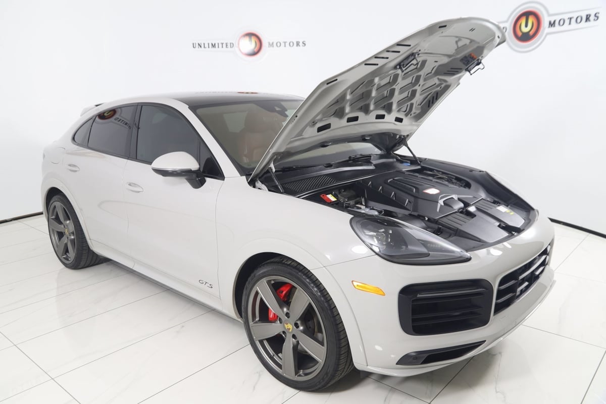 2022 Porsche Cayenne GTS Coupe photo 22