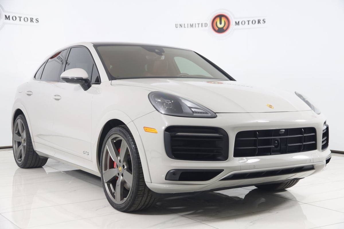 2022 Porsche Cayenne GTS Coupe photo 23