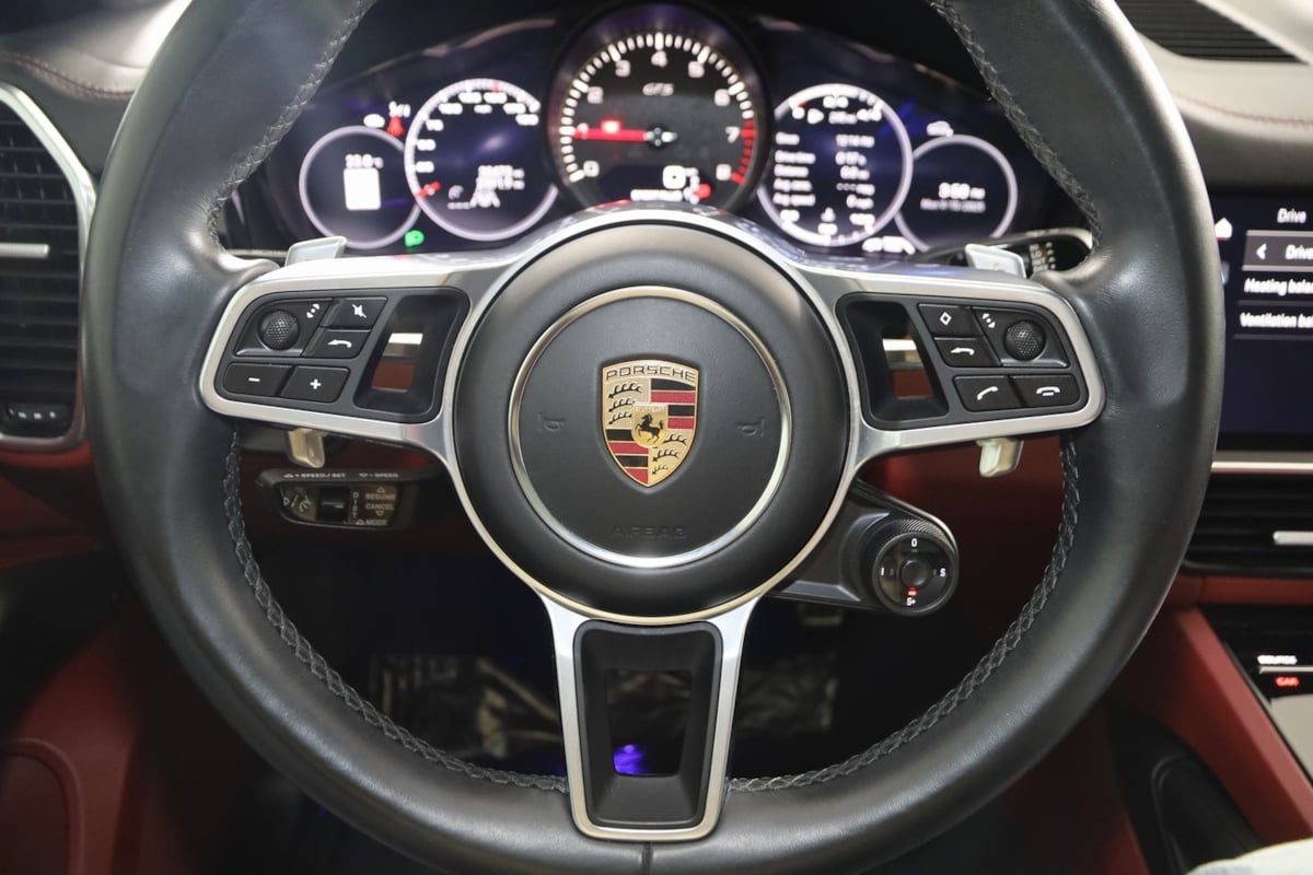 2022 Porsche Cayenne GTS Coupe photo 52