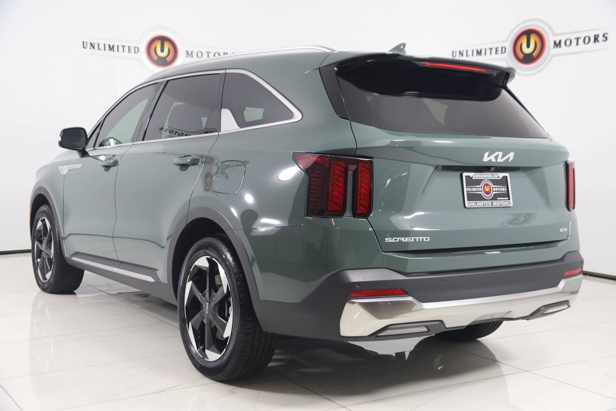 2025 Kia Sorento Hybrid EX photo 3