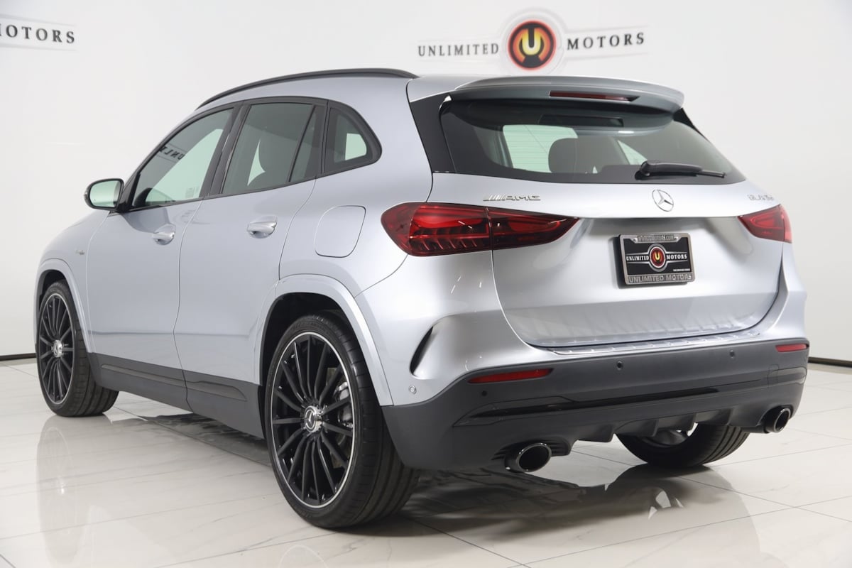 2024 Mercedes Benz GLA AMG 35 4MATIC photo 4
