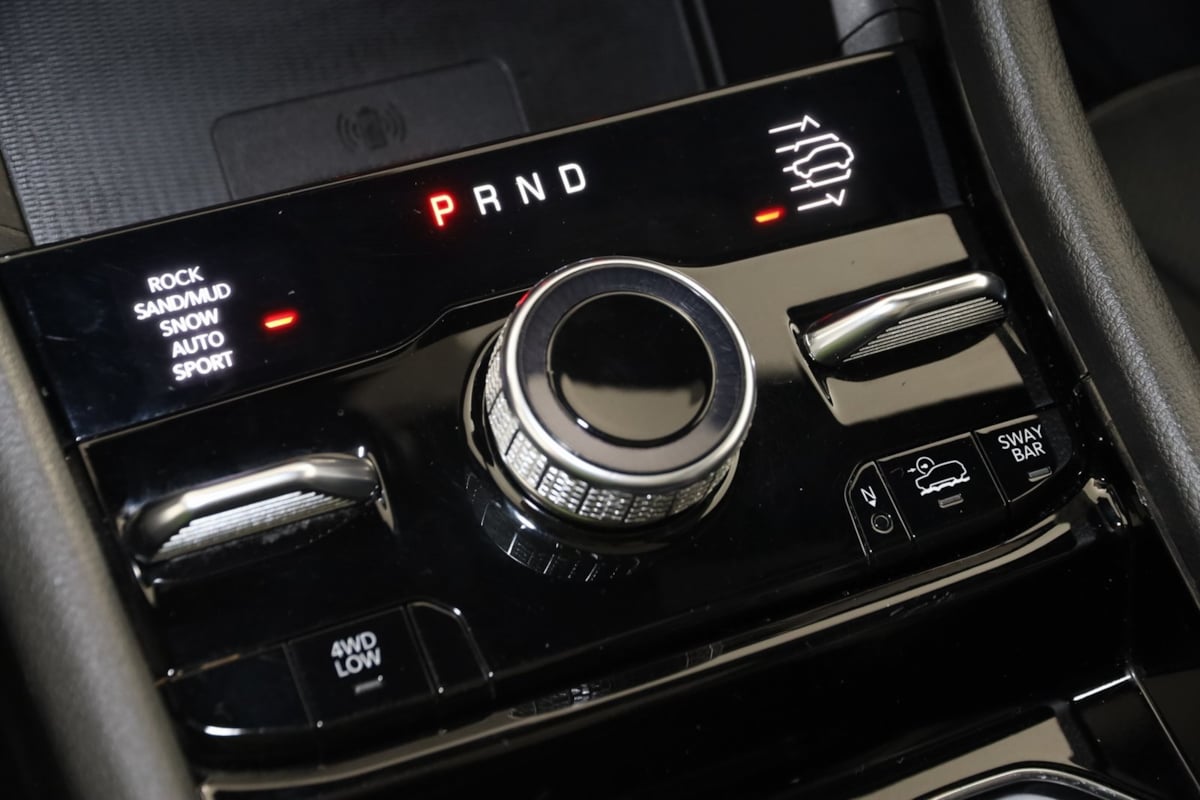 2023 Jeep Cherokee Trailhawk 4xe photo 4