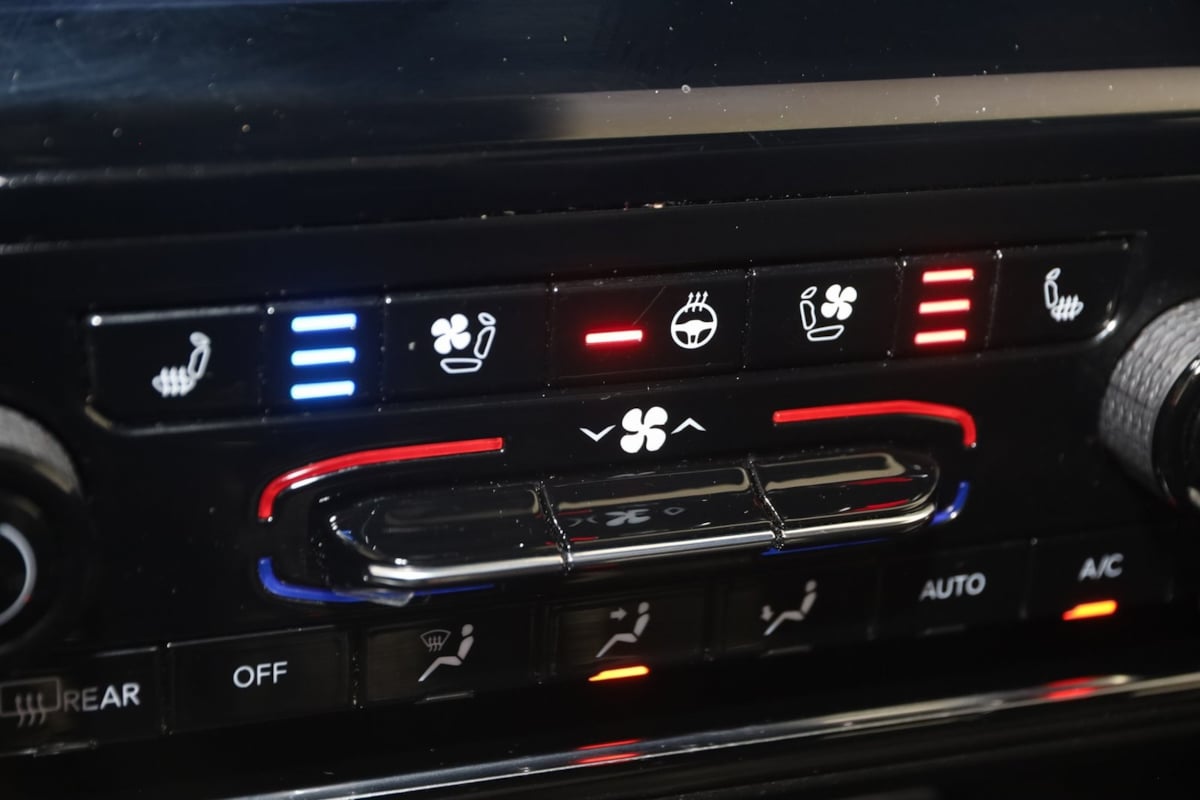 2023 Jeep Cherokee Trailhawk 4xe photo 5