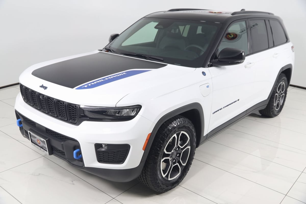 2023 Jeep Cherokee Trailhawk 4xe photo 19