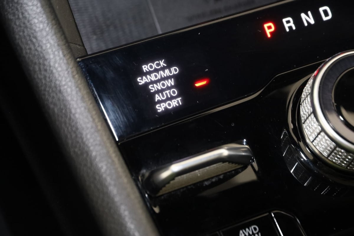 2023 Jeep Cherokee Trailhawk 4xe photo 25