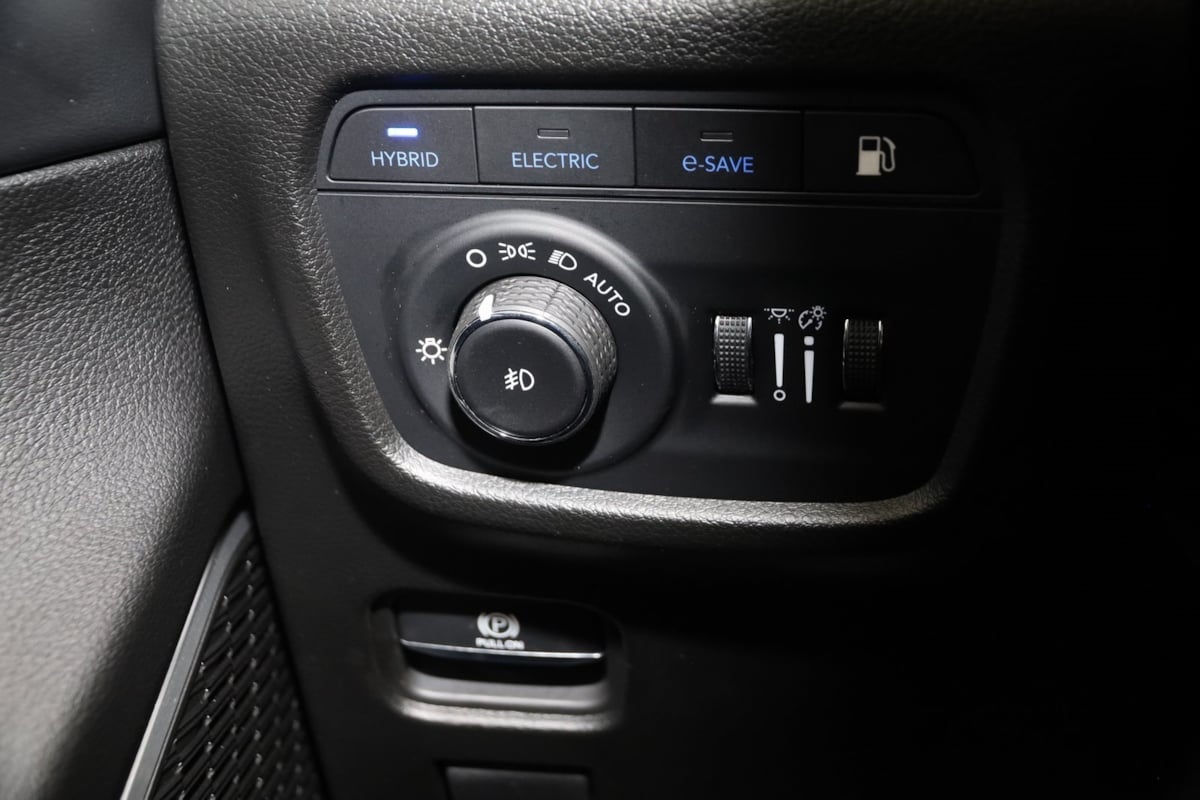 2023 Jeep Cherokee Trailhawk 4xe photo 31