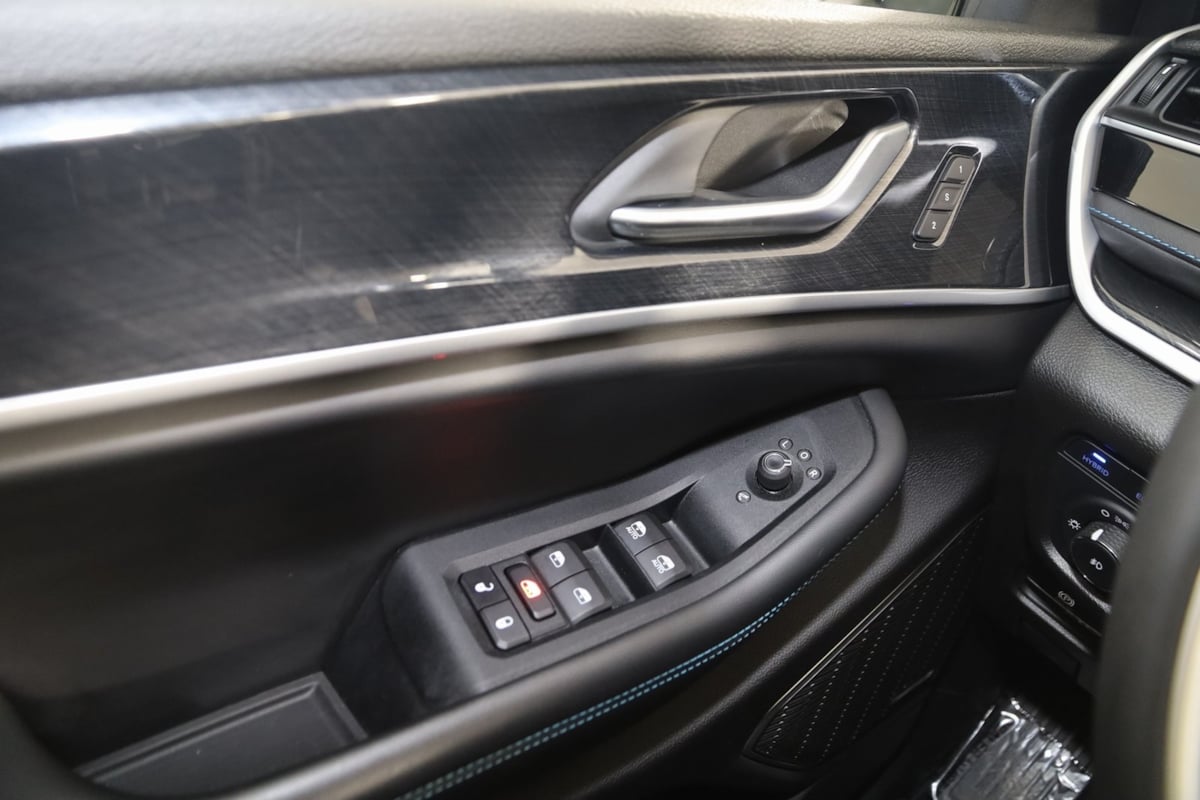 2023 Jeep Cherokee Trailhawk 4xe photo 32