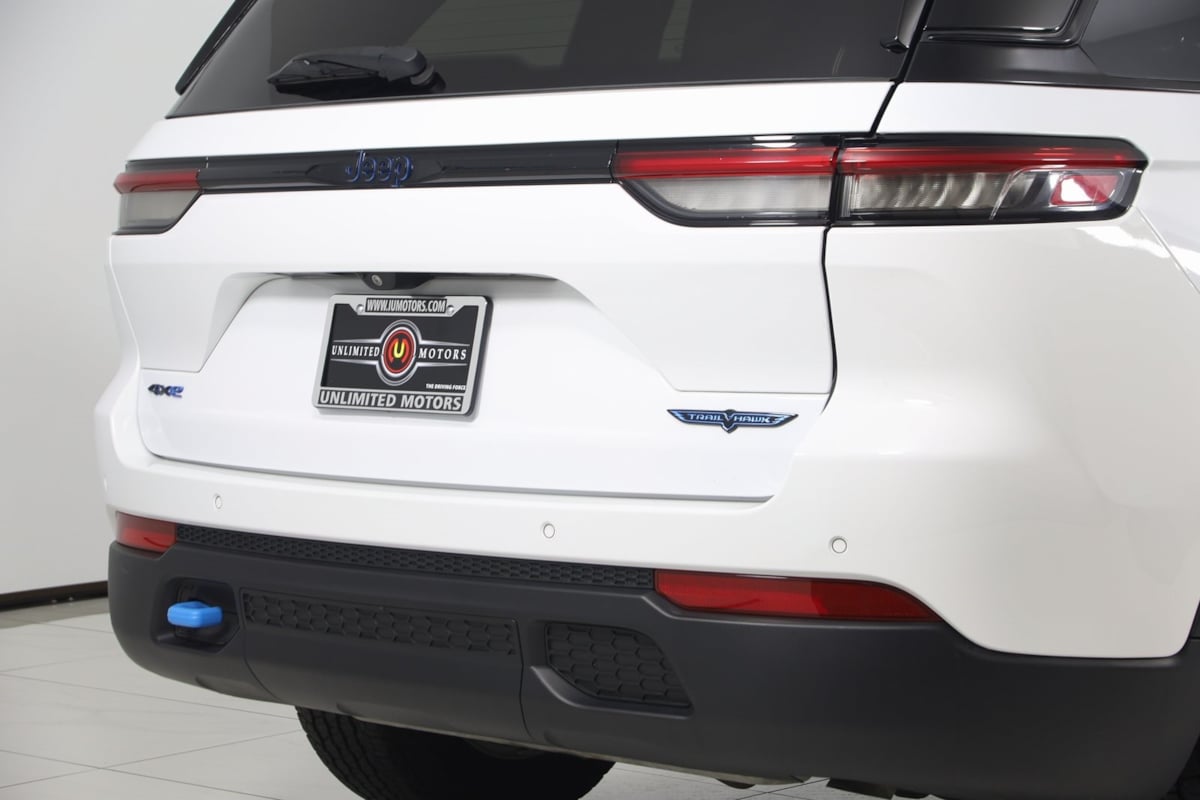 2023 Jeep Cherokee Trailhawk 4xe photo 51