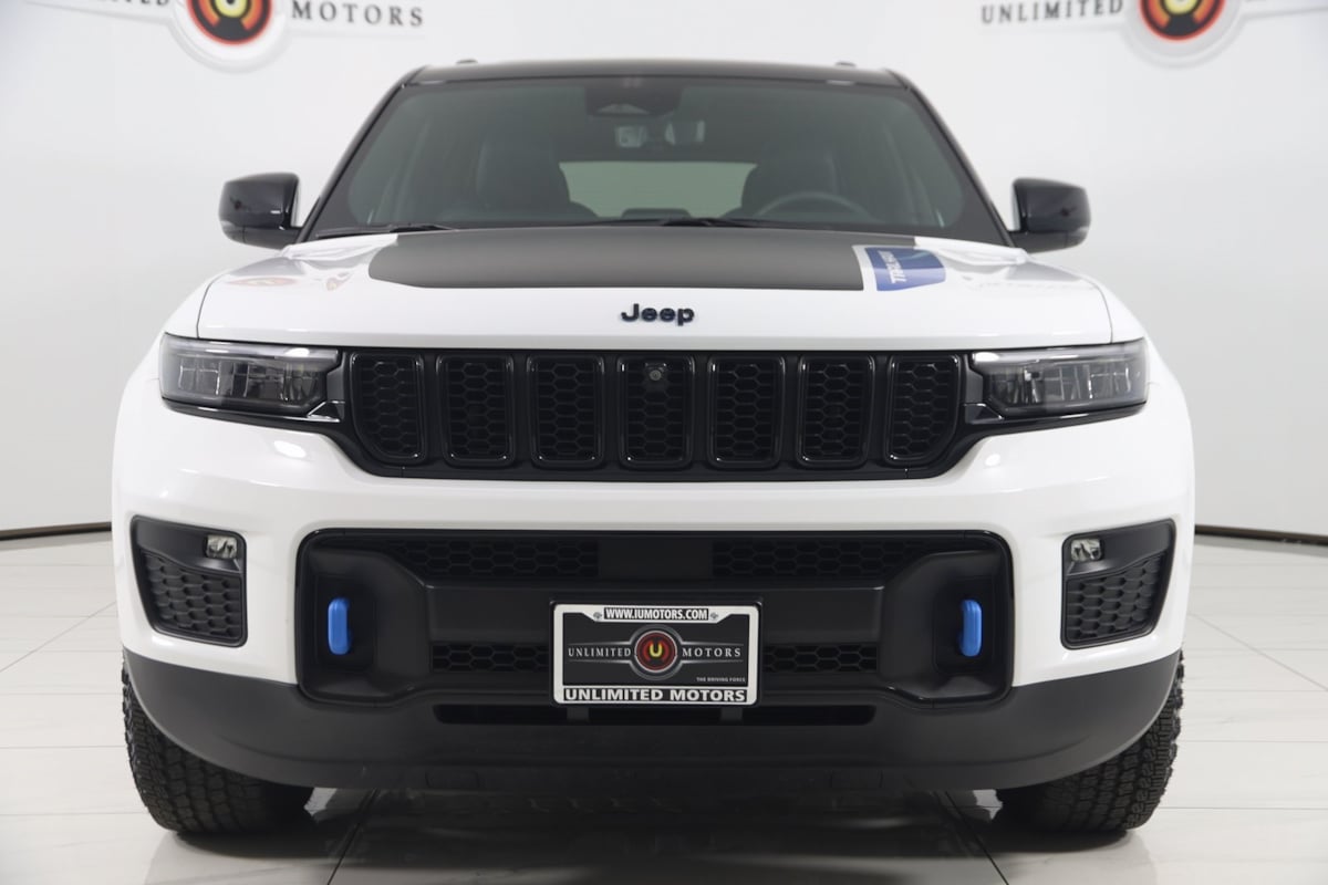 2023 Jeep Cherokee Trailhawk 4xe photo 60
