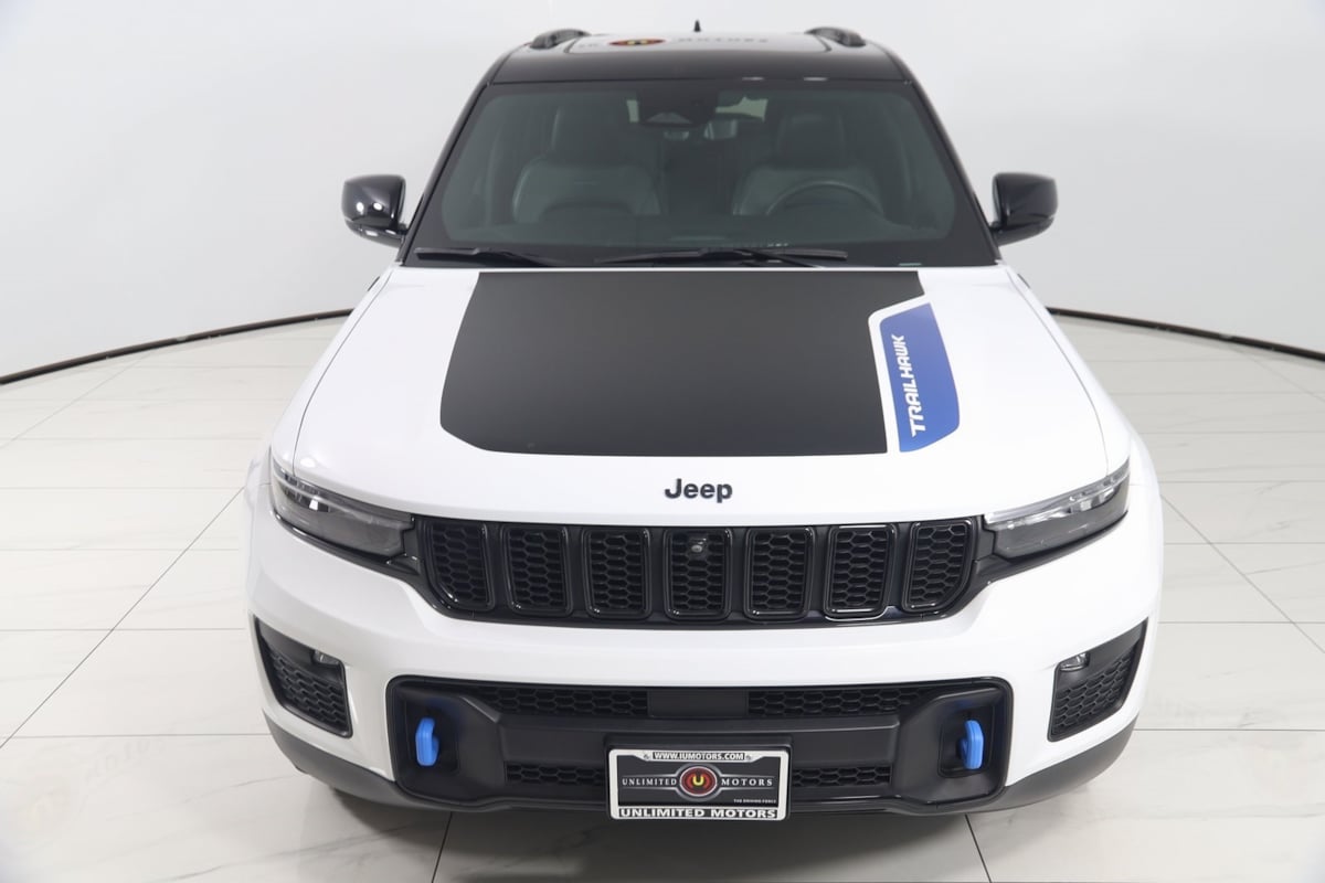 2023 Jeep Cherokee Trailhawk 4xe photo 61