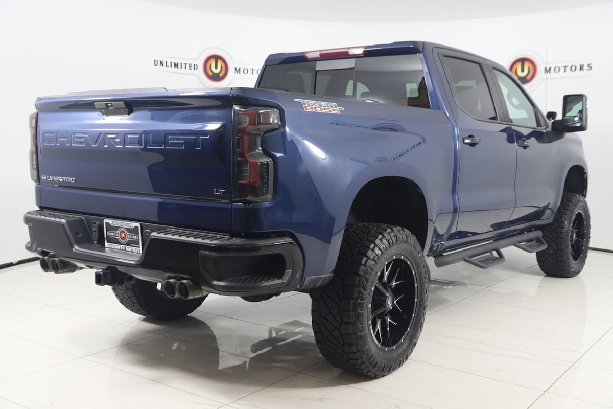 2021 Chevrolet Silverado 1500 LT Trail Boss photo 3
