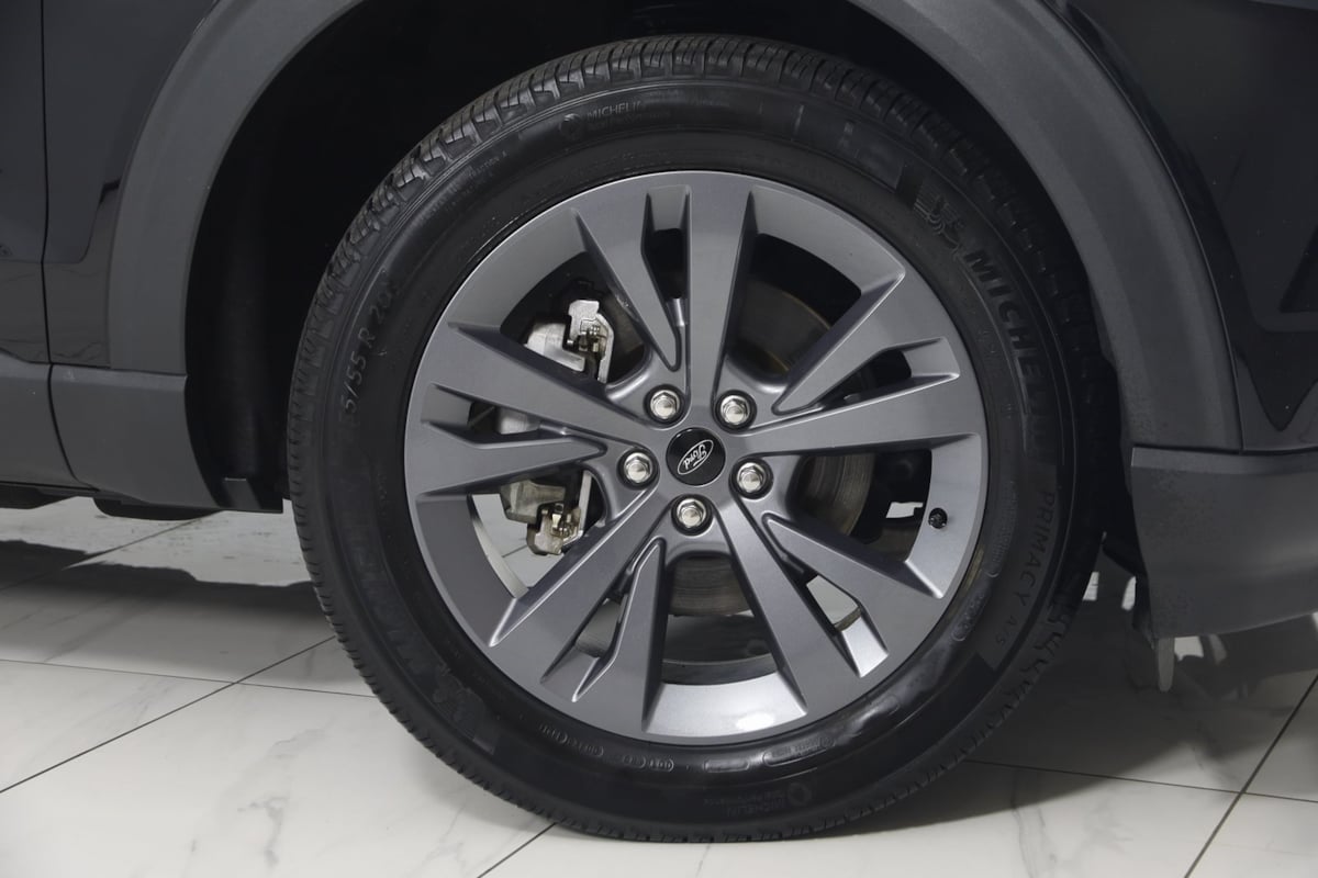 2022 Ford Explorer XLT photo 14