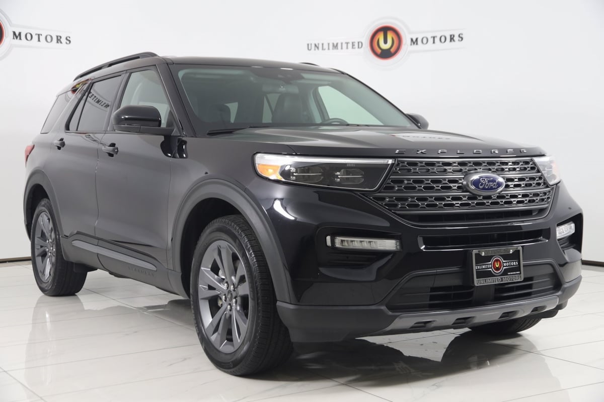 2022 Ford Explorer XLT photo 17