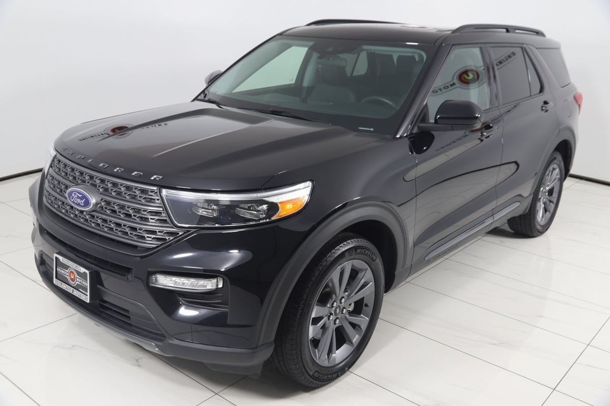 2022 Ford Explorer XLT photo 18