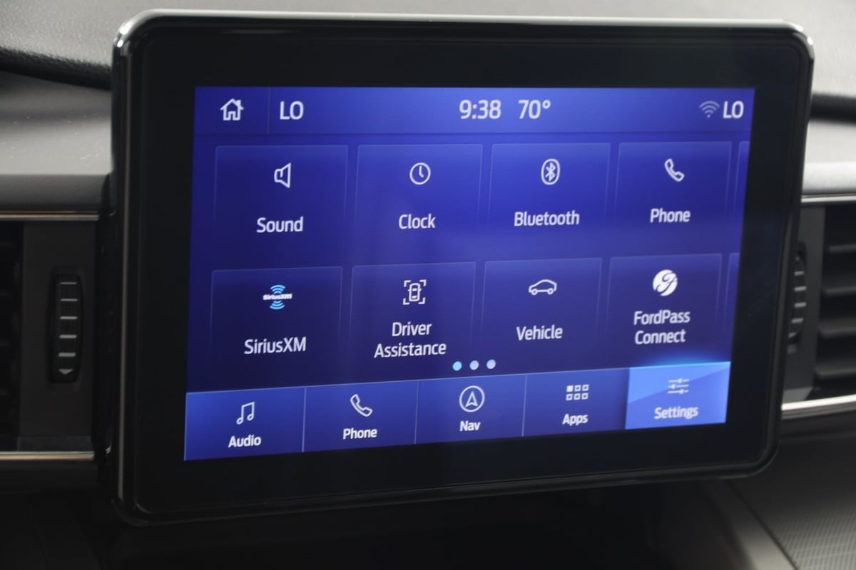 2022 Ford Explorer XLT photo 32