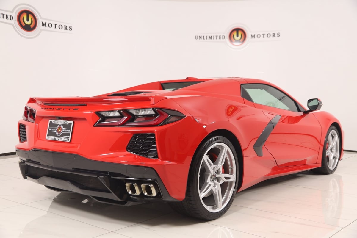 2023 Chevrolet Corvette 2LT photo 3