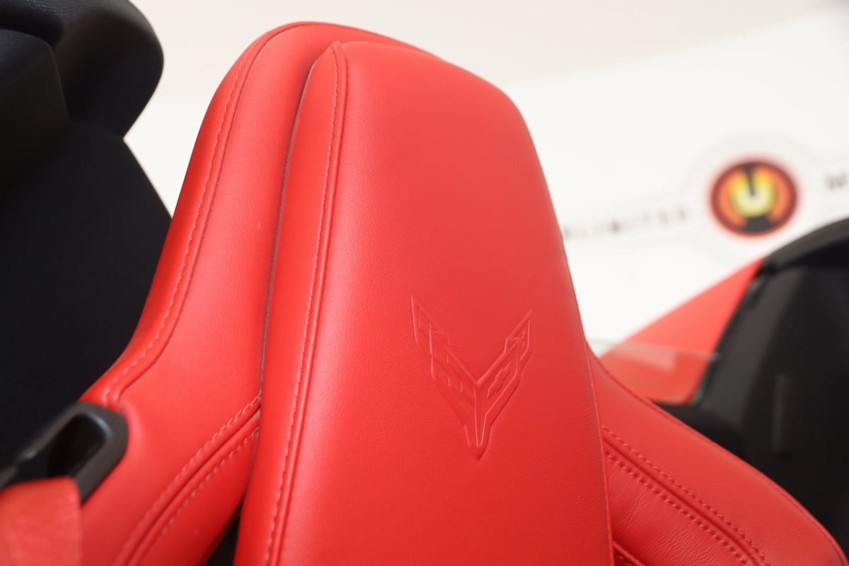 2023 Chevrolet Corvette 2LT photo 13