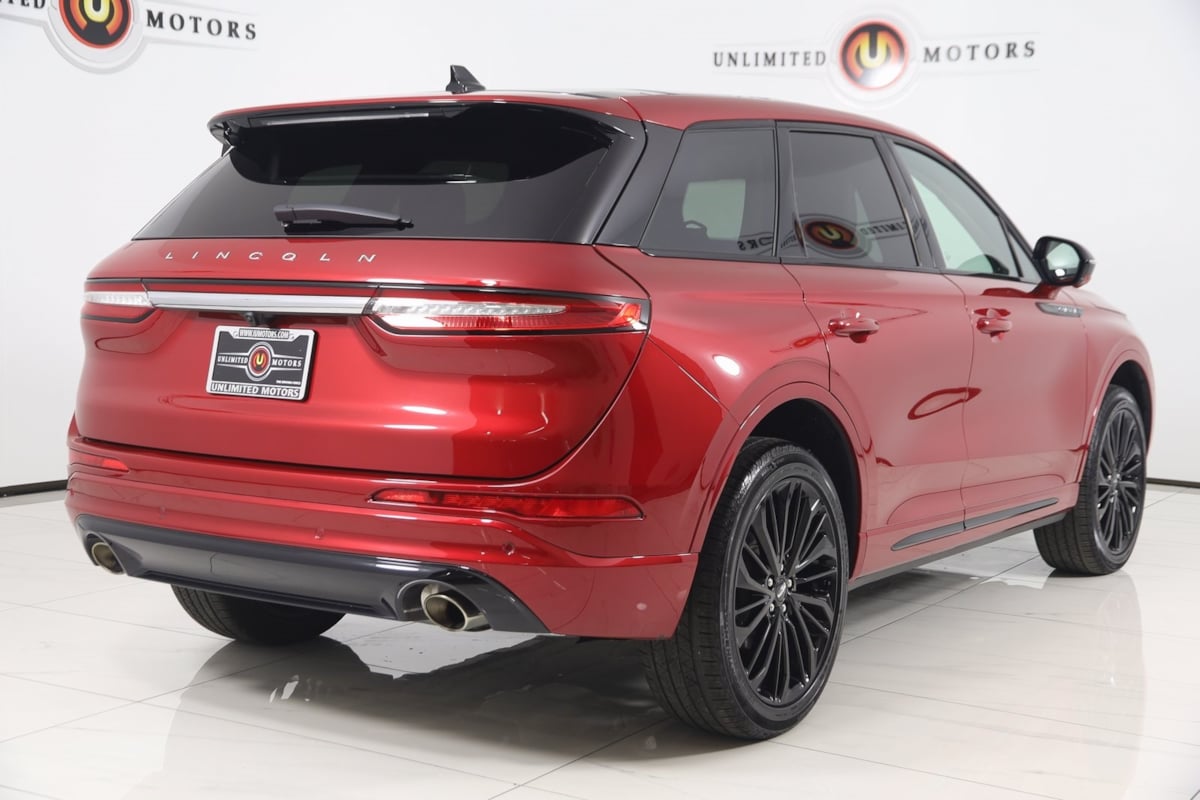 2024 Lincoln Corsair Premiere photo 2