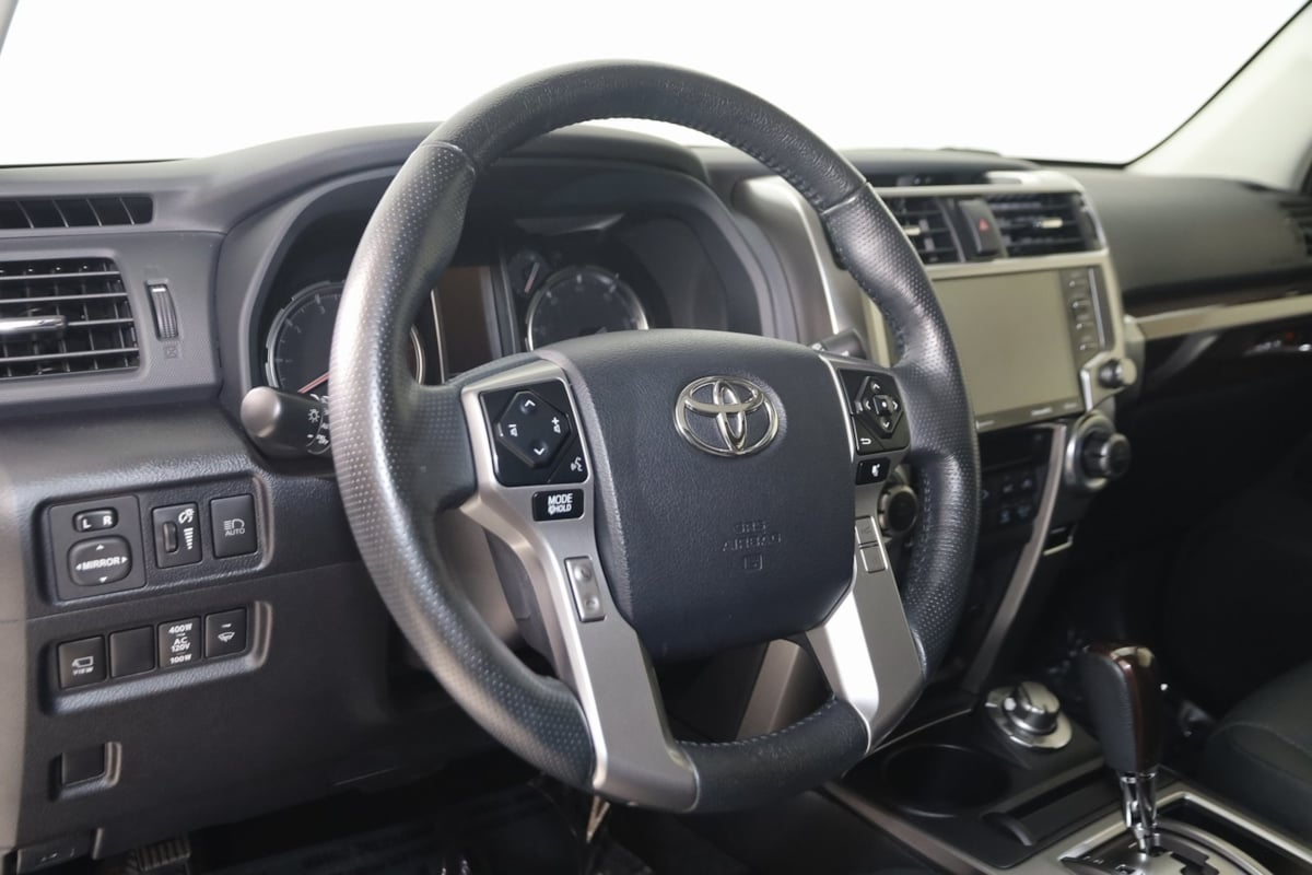 2023 Toyota 4Runner Limited photo 4