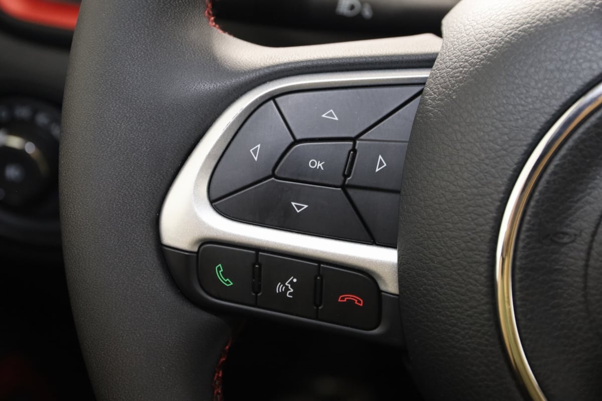 2023 Jeep Renegade Trailhawk photo 27
