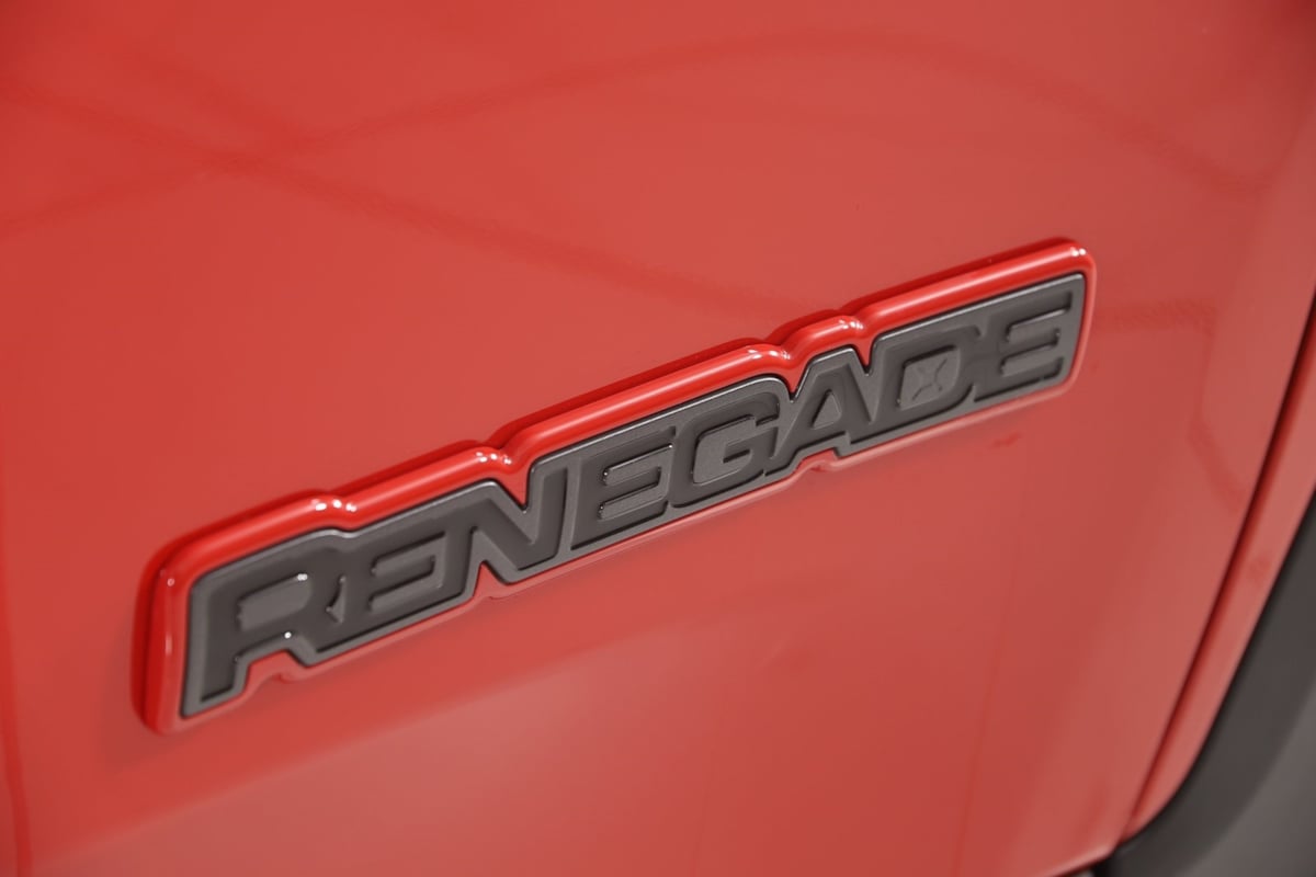 2023 Jeep Renegade Trailhawk photo 34