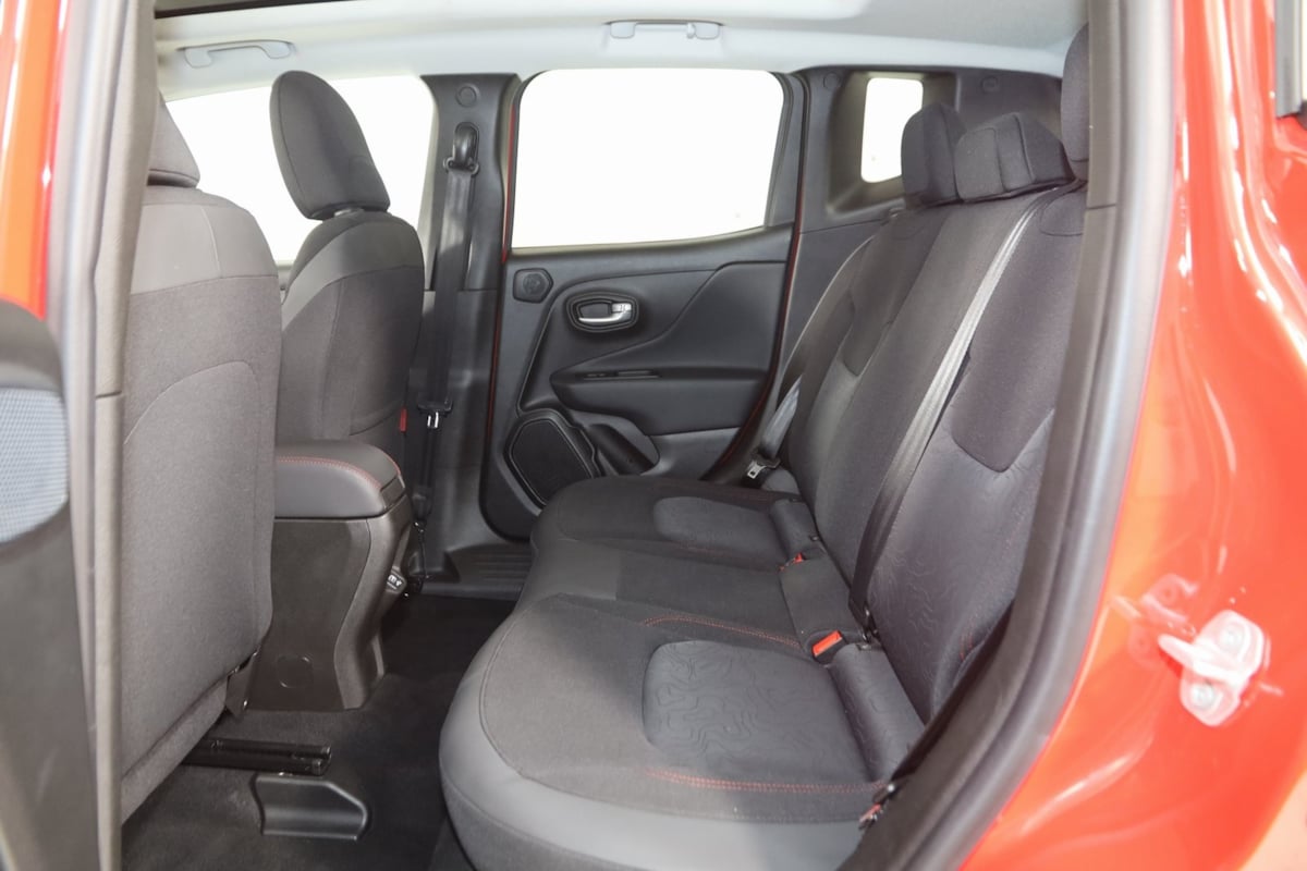 2023 Jeep Renegade Trailhawk photo 42