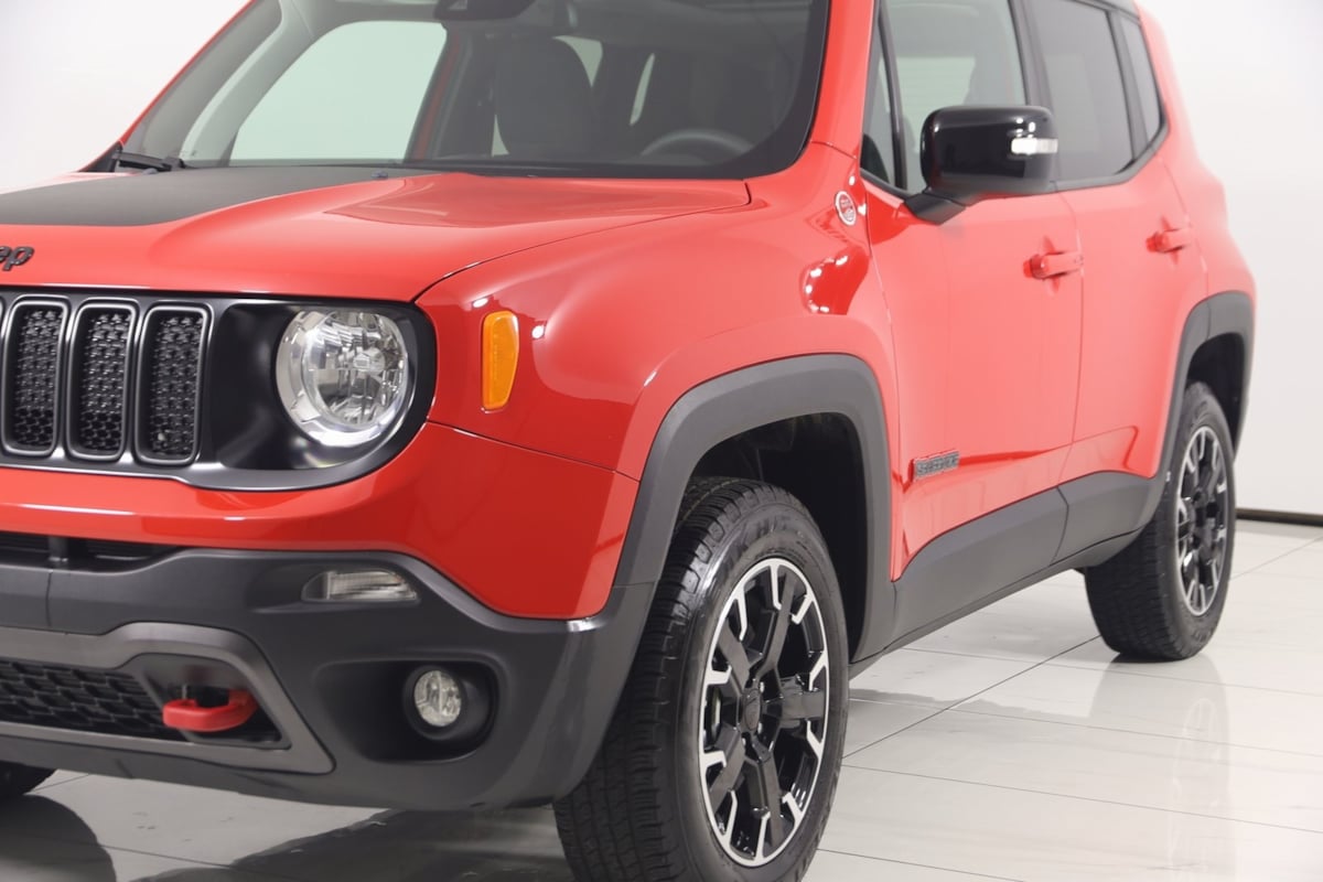 2023 Jeep Renegade Trailhawk photo 46